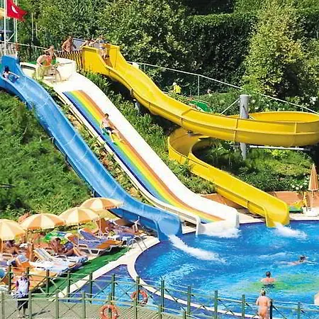 Justiniano Wish Side 4* Αλάνια